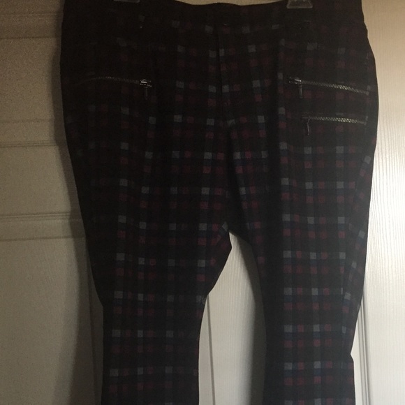 Torrid NWOT checked plaid pants - Picture 3 of 8